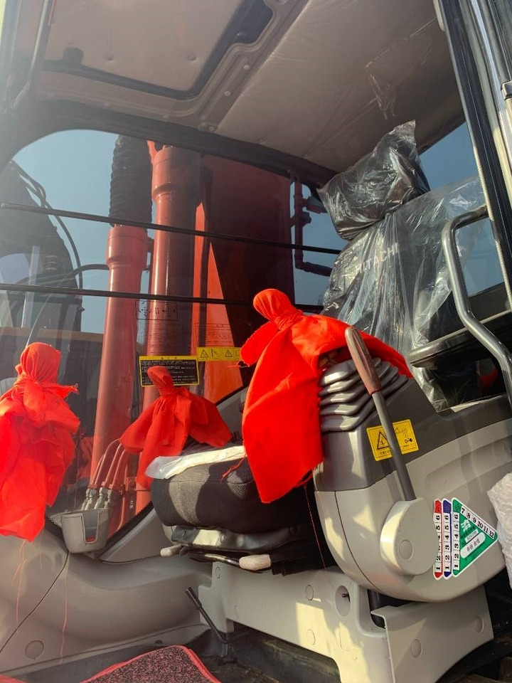 Escavadora de rastos Hitachi Zaxis 200 LC: foto 8