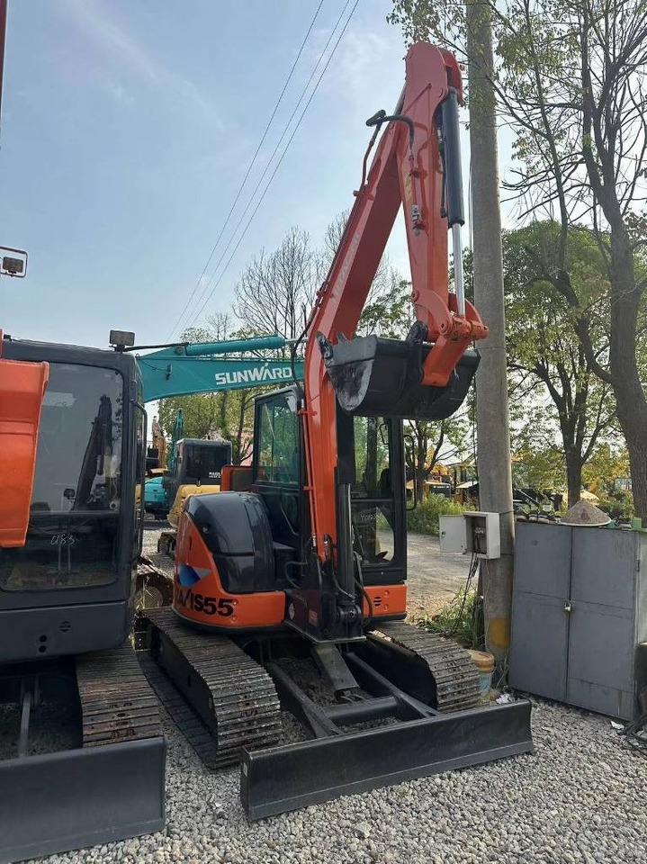 Hitachi Zaxis 55 USR - Mini escavadeira: foto 1 Hitachi Zaxis 55 USR - Mini escavadeira: foto 1