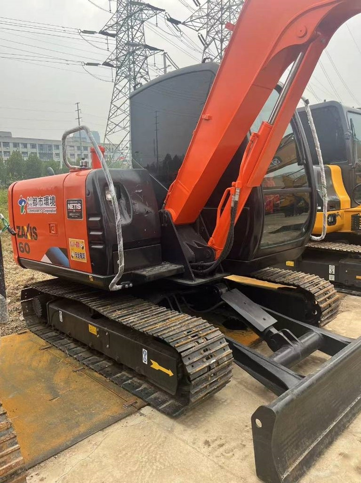 Hitachi zaxis60 - Escavadora de rastos: foto 2 Hitachi zaxis60 - Escavadora de rastos: foto 2