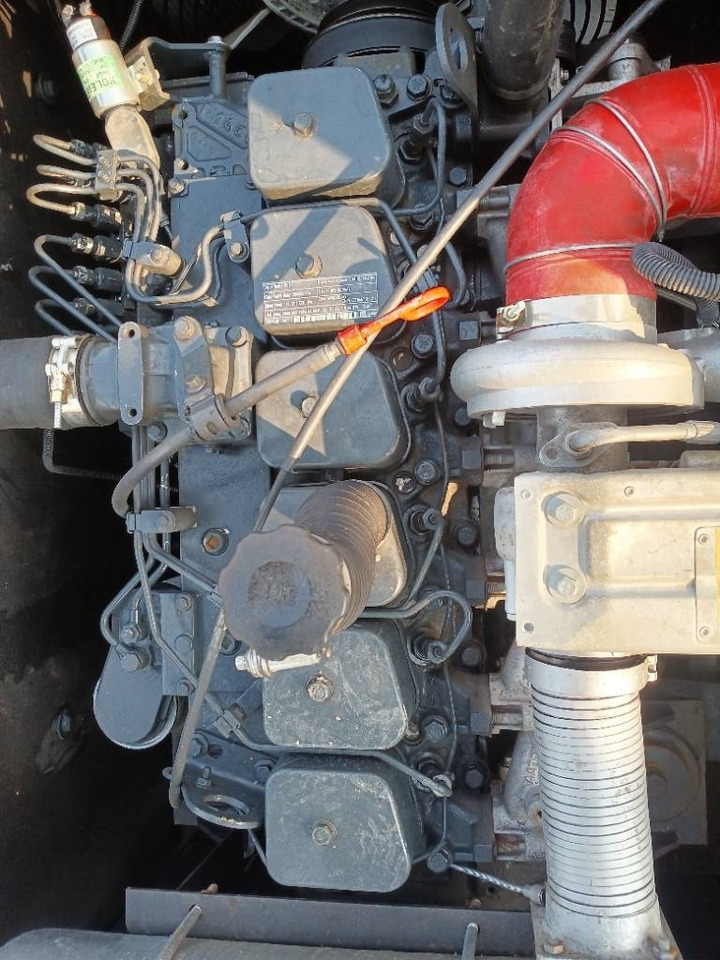 Escavadora de rastos Hyundai 220-9S: foto 11