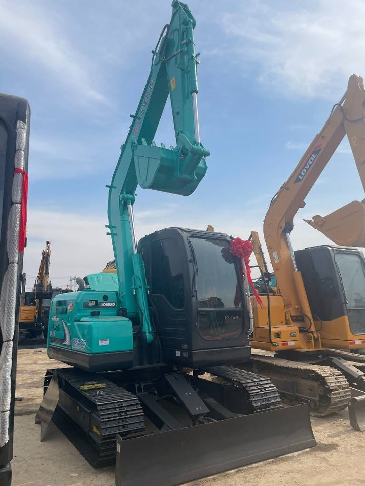 Kobelco SK 75 - Mini escavadeira: foto 1 Kobelco SK 75 - Mini escavadeira: foto 1