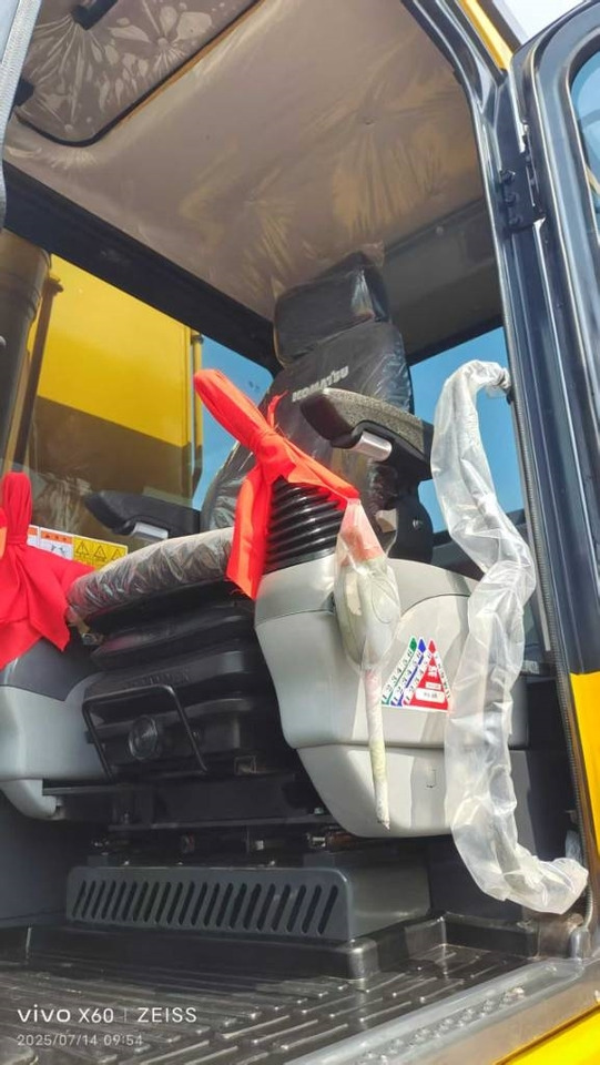 Escavadora de rastos Komatsu PC 220-7: foto 15