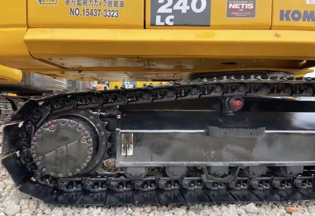 Escavadora de rastos Komatsu PC 240: foto 7