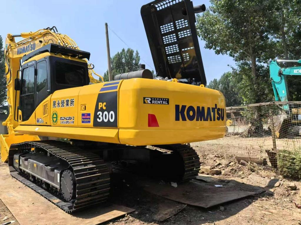 Komatsu PC 300 - Escavadora de rastos: foto 1 Komatsu PC 300 - Escavadora de rastos: foto 1