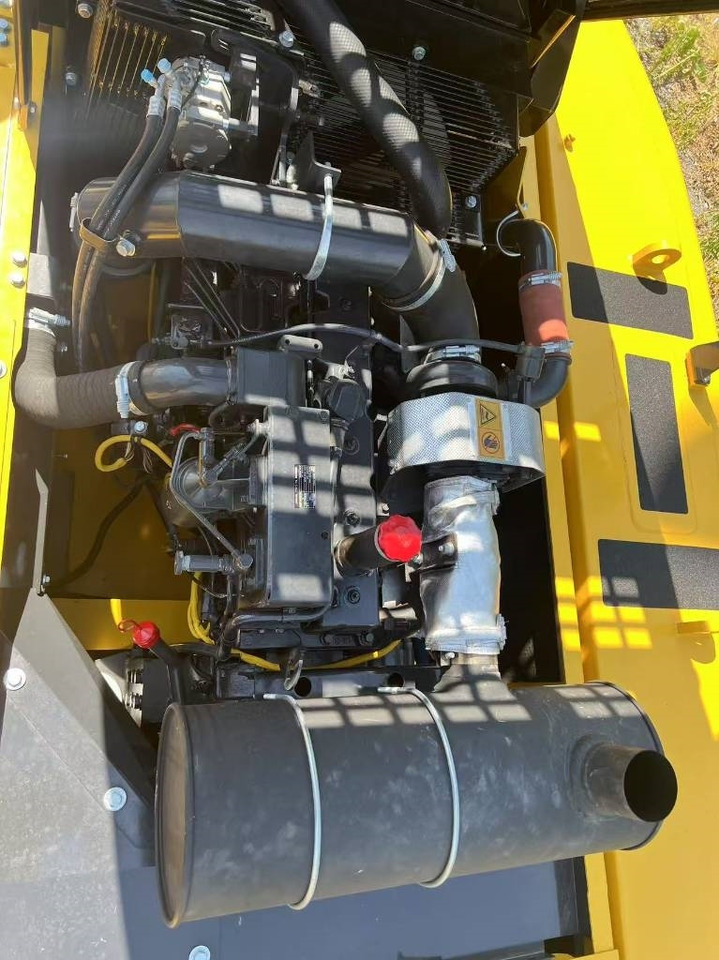 Komatsu PC 300 - Escavadora de rastos: foto 3 Komatsu PC 300 - Escavadora de rastos: foto 3