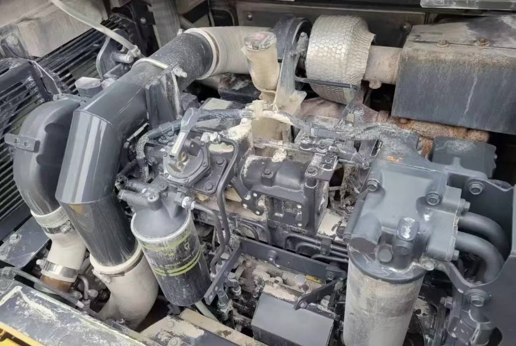 Komatsu PC 460-8 - Escavadora de rastos: foto 5 Komatsu PC 460-8 - Escavadora de rastos: foto 5