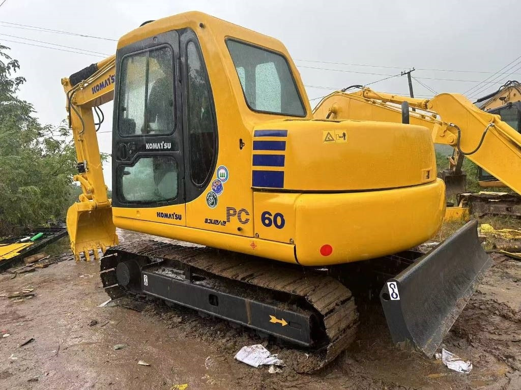 Komatsu PC 60 - Mini escavadeira: foto 1 Komatsu PC 60 - Mini escavadeira: foto 1