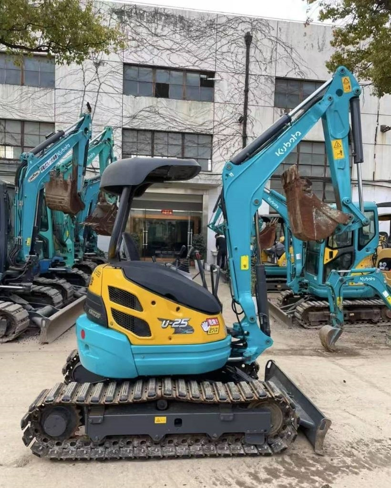 Kubota U 25 - Mini escavadeira: foto 4 Kubota U 25 - Mini escavadeira: foto 4
