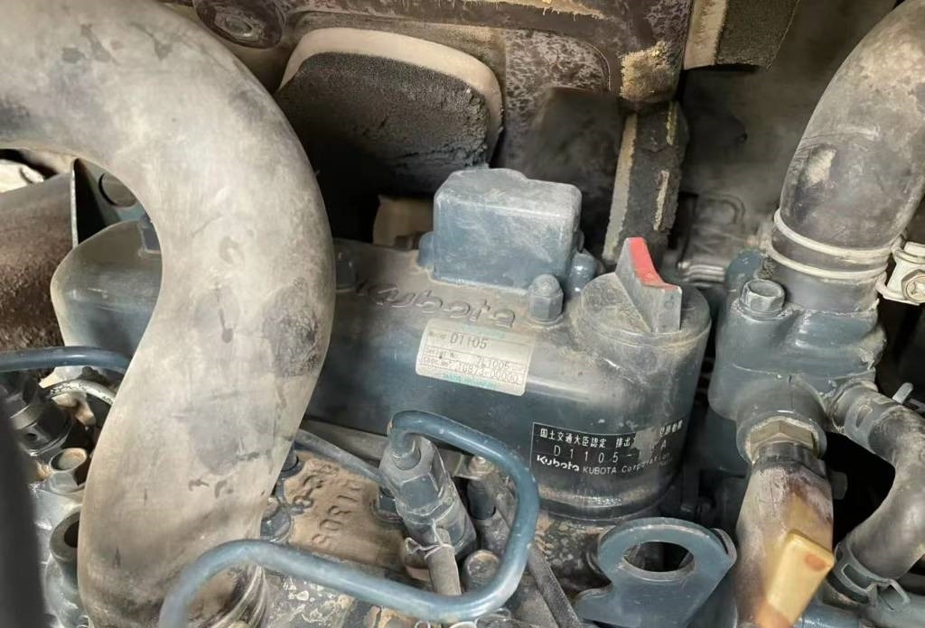 Kubota U 25 - Mini escavadeira: foto 2 Kubota U 25 - Mini escavadeira: foto 2