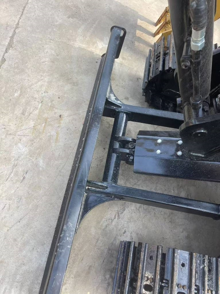 Sany SY 26 U - Mini escavadeira: foto 5 Sany SY 26 U - Mini escavadeira: foto 5