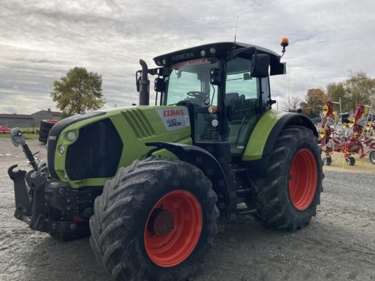 Claas ARION 640 CEBIS - Trator: foto 1 Claas ARION 640 CEBIS - Trator: foto 1