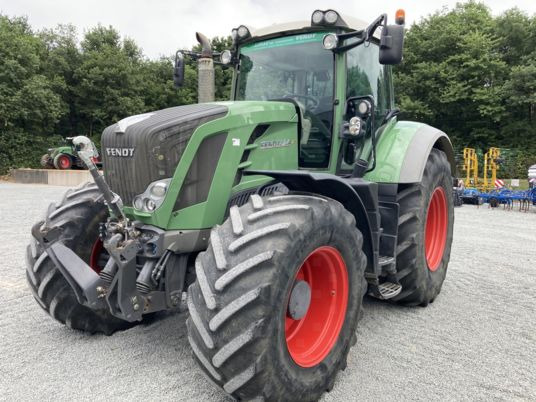 Fendt 824 VARIO SCR PROFI - Trator: foto 2 Fendt 824 VARIO SCR PROFI - Trator: foto 2