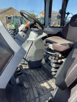 Valtra G105 - Trator: foto 5 Valtra G105 - Trator: foto 5