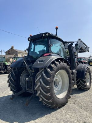 Valtra T215 DIRECT - Trator: foto 3 Valtra T215 DIRECT - Trator: foto 3