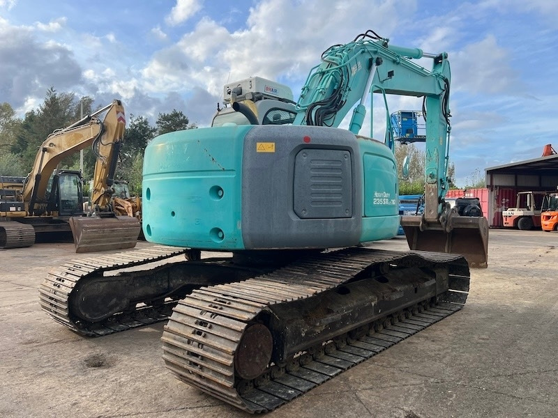 Kobelco SK 235 SR LC - Escavadora de rastos: foto 4 Kobelco SK 235 SR LC - Escavadora de rastos: foto 4