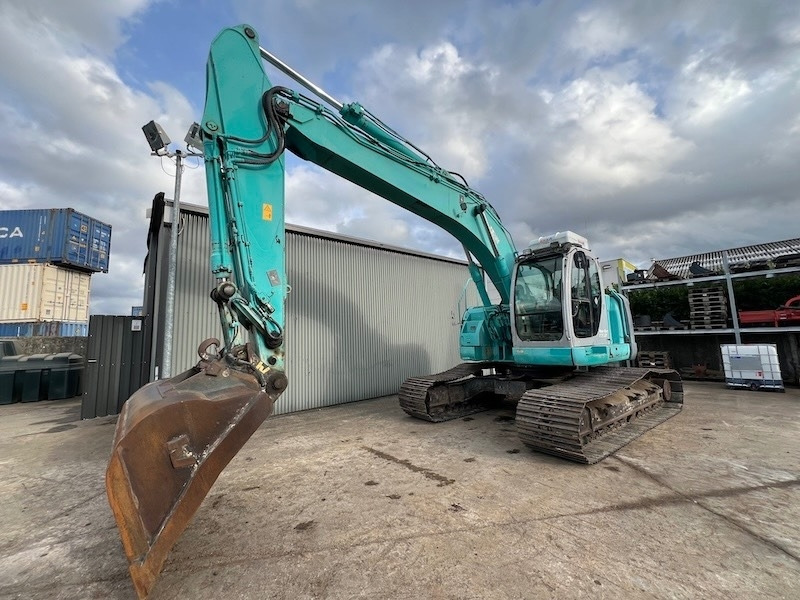 Kobelco SK 235 SR LC - Escavadora de rastos: foto 5 Kobelco SK 235 SR LC - Escavadora de rastos: foto 5
