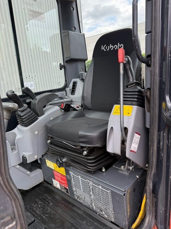 Mini escavadeira Kubota U 36-4: foto 8