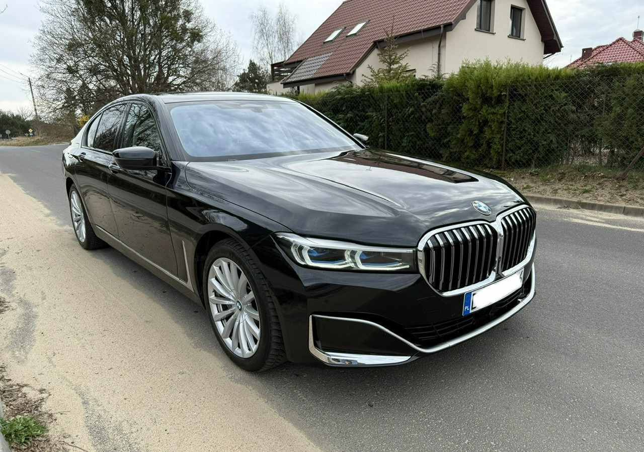 BMW SERIA 7 II (G11/G12) BMW SERIA 7 740d Xdrive 340KM Luxury+Exclusive Masaże Adaptiv Oś Lasery 2022 FV2 - Automóvel: foto 1 BMW SERIA 7 II (G11/G12) BMW SERIA 7 740d Xdrive 340KM Luxury+Exclusive Masaże Adaptiv Oś Lasery 2022 FV2 - Automóvel: foto 1