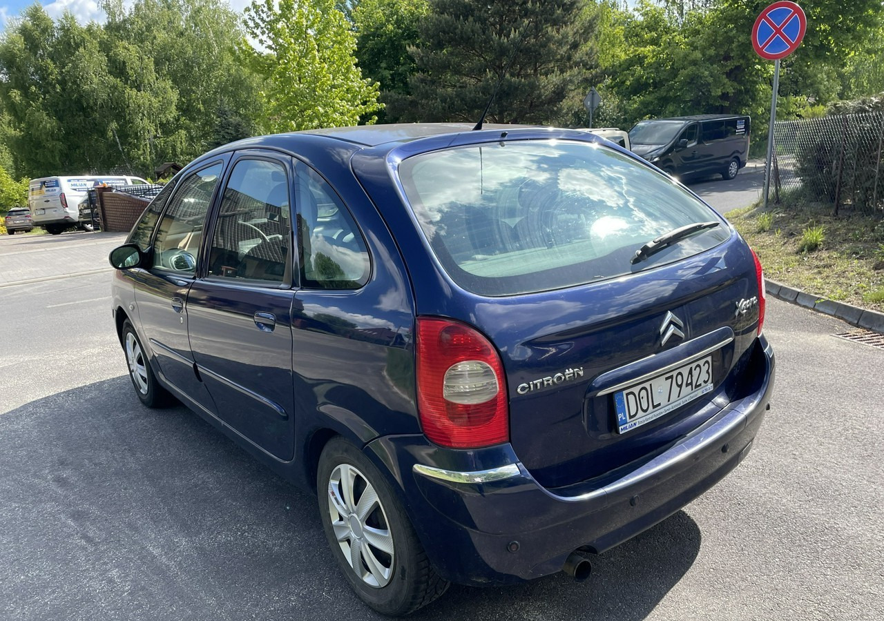 Citroen Xsara Picasso Citroen Xsara Picasso 1.6HDI-110KM Klima tempomat 2006 - Automóvel: foto 4 Citroen Xsara Picasso Citroen Xsara Picasso 1.6HDI-110KM Klima tempomat 2006 - Automóvel: foto 4