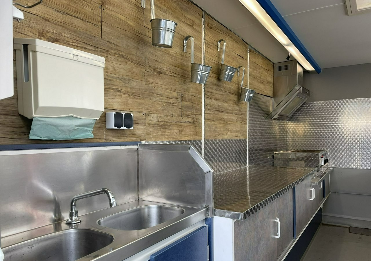 Food truck Fiat Ducato Autosklep Gastronomiczny food truck foodtruck sklep W-zasil DMC 350: foto 12