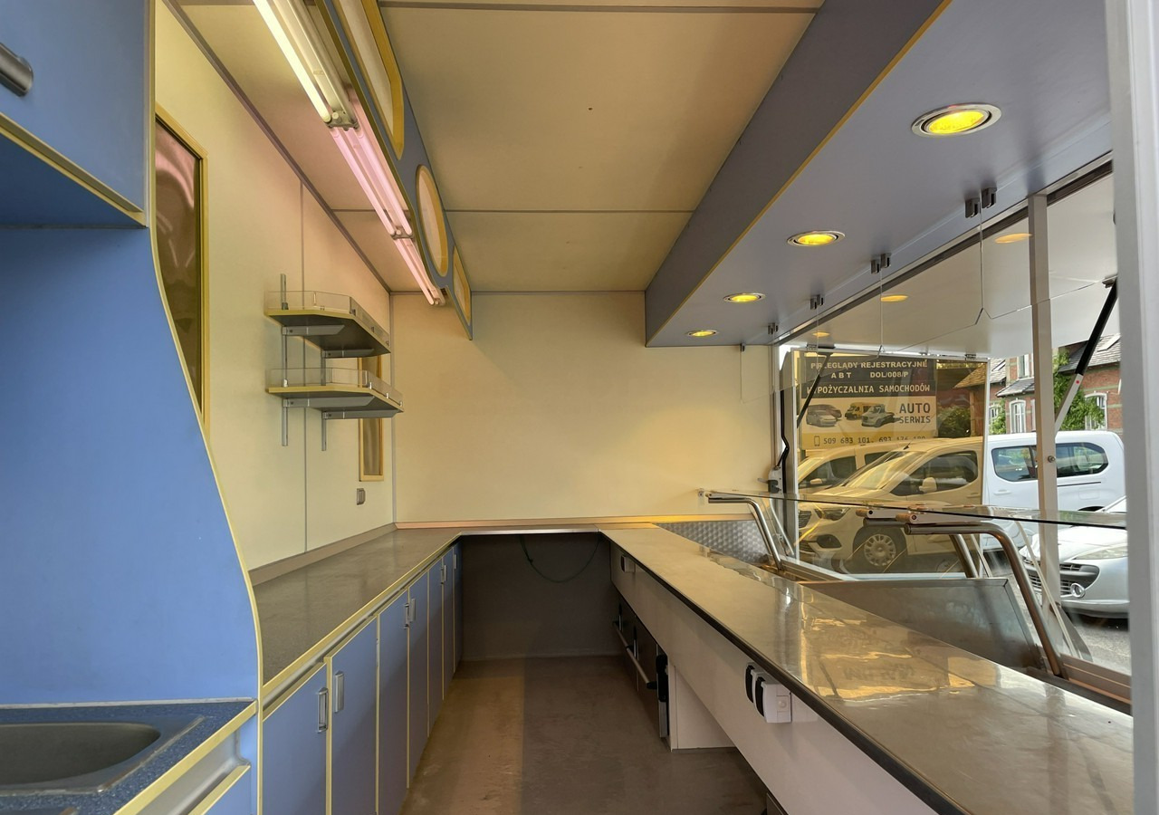 Fiat Ducato Autosklep Ryb Gastronomiczny food truck foodtruck sklep 112tkm BORCO - Food truck: foto 3 Fiat Ducato Autosklep Ryb Gastronomiczny food truck foodtruck sklep 112tkm BORCO - Food truck: foto 3