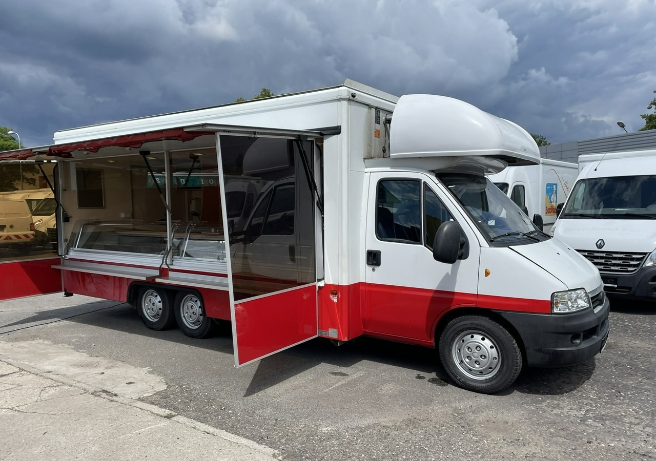 Fiat Ducato Autosklep wędlin Gastronomiczny Food Truck Foodtruck Sklep Borco - Food truck: foto 4 Fiat Ducato Autosklep wędlin Gastronomiczny Food Truck Foodtruck Sklep Borco - Food truck: foto 4