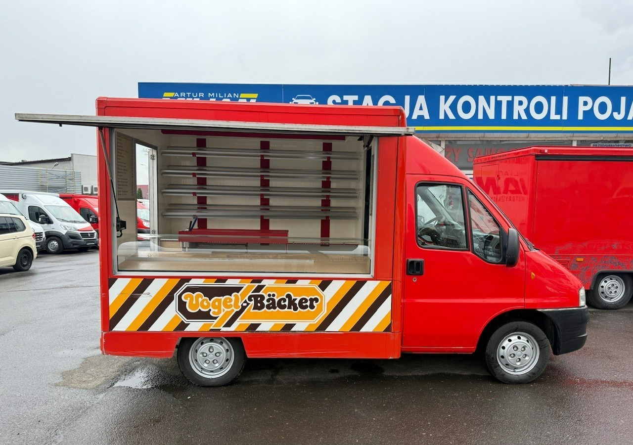 Fiat Ducato Ducato Autosklep pieczywa Gastronomiczny Food Truck Foodtruck sklep - Food truck: foto 2 Fiat Ducato Ducato Autosklep pieczywa Gastronomiczny Food Truck Foodtruck sklep - Food truck: foto 2