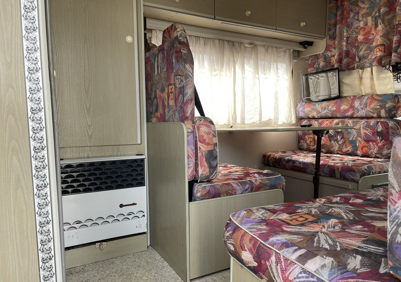 Autocaravana capucine Ford Transit Ford Transit Kamper 5-osobowy GRANDUCA 560: foto 7