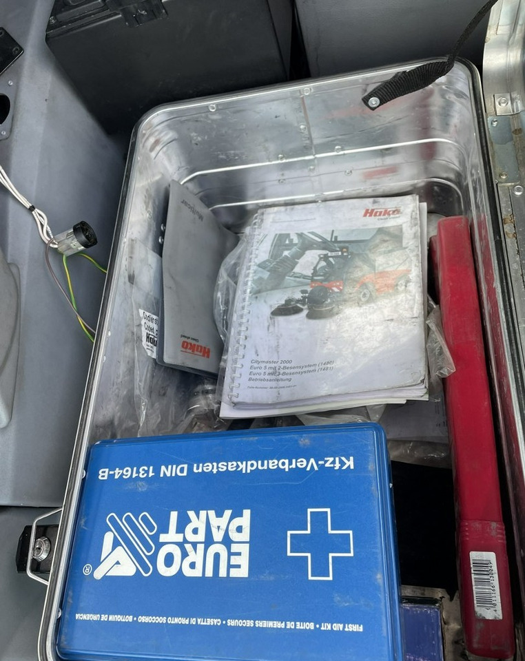 Inna Inny Hako Citymaster 2000 Zamiatarka 2016 - Varredora urbana: foto 5 Inna Inny Hako Citymaster 2000 Zamiatarka 2016 - Varredora urbana: foto 5