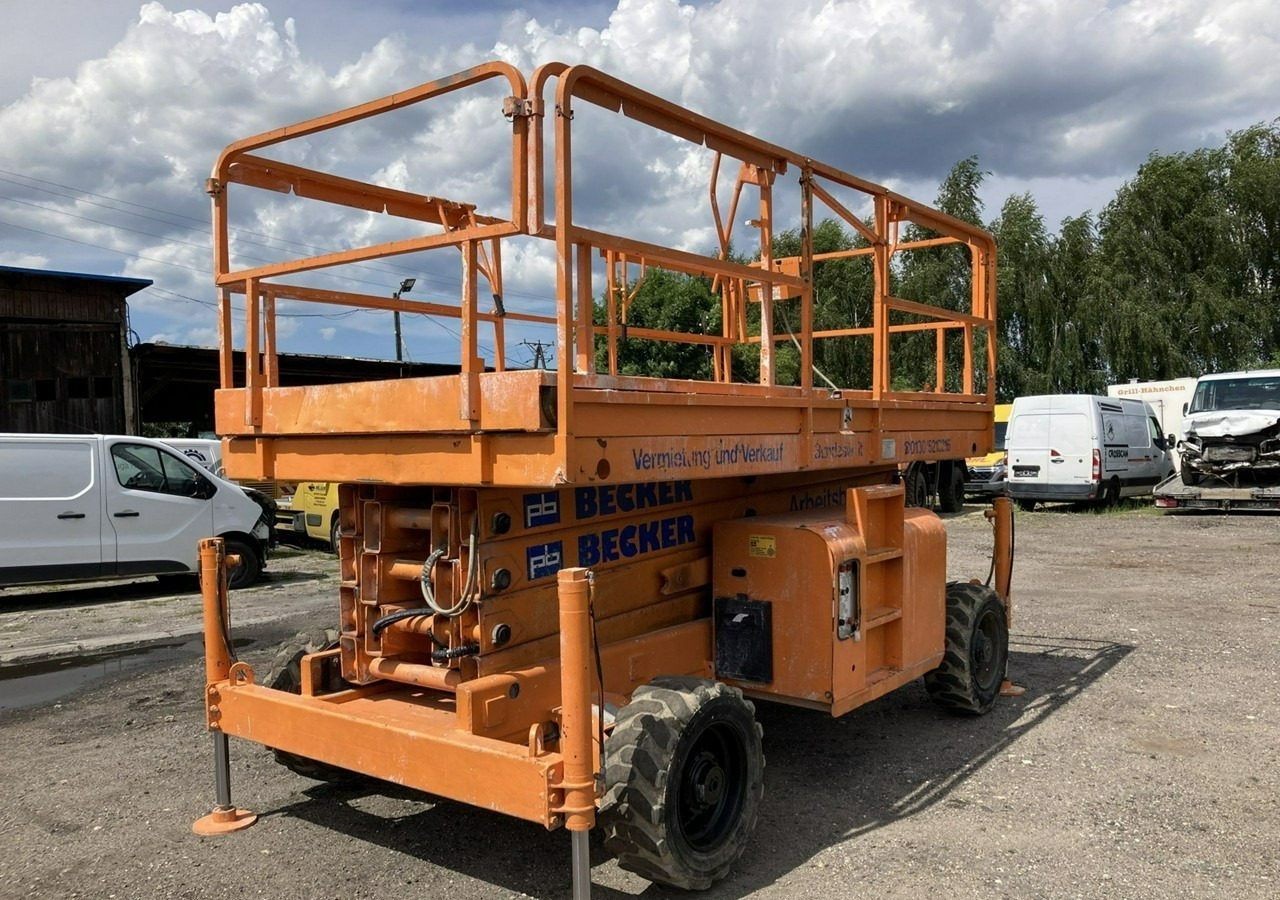 Inna Inny Podnośnik nożycowy Haulotte H15SDX 4x4 podpory 6905 mg 15 metrów - Plataforma de Tijera/ Plataforma de tesoura: foto 2 Inna Inny Podnośnik nożycowy Haulotte H15SDX 4x4 podpory 6905 mg 15 metrów - Plataforma de Tijera/ Plataforma de tesoura: foto 2