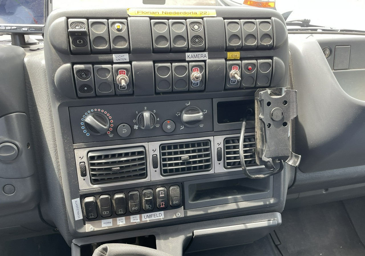 Leasing de  Iveco Inny Iveco IVECO ML120E250 Straż Pożarna 7-osb Gaśnicza 2500 L 2008 Iveco Inny Iveco IVECO ML120E250 Straż Pożarna 7-osb Gaśnicza 2500 L 2008: foto 13