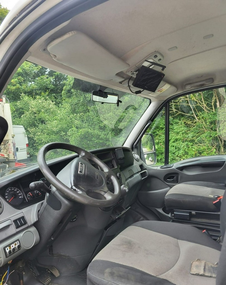 Iveco Inny Iveco Iveco 70C15 Wywrotka 3-strony Doka Dokka 6-osob 2013 - Carrinha basculante: foto 5 Iveco Inny Iveco Iveco 70C15 Wywrotka 3-strony Doka Dokka 6-osob 2013 - Carrinha basculante: foto 5