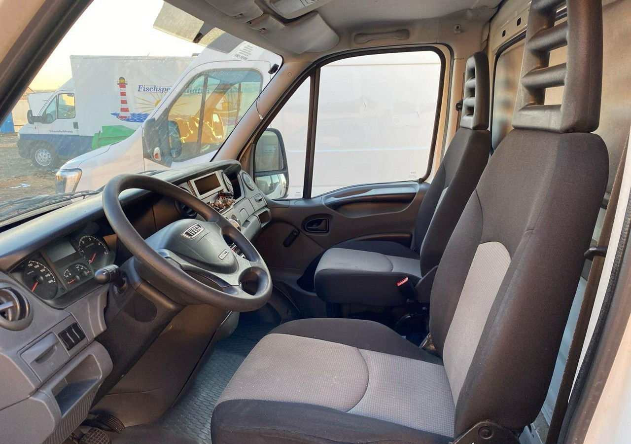 Iveco Inny Iveco Iveco Daily 35-13 chłodnia 10 komorowa Mrożnia do -40C Model 2014 - Carrinha frigorífica: foto 5 Iveco Inny Iveco Iveco Daily 35-13 chłodnia 10 komorowa Mrożnia do -40C Model 2014 - Carrinha frigorífica: foto 5