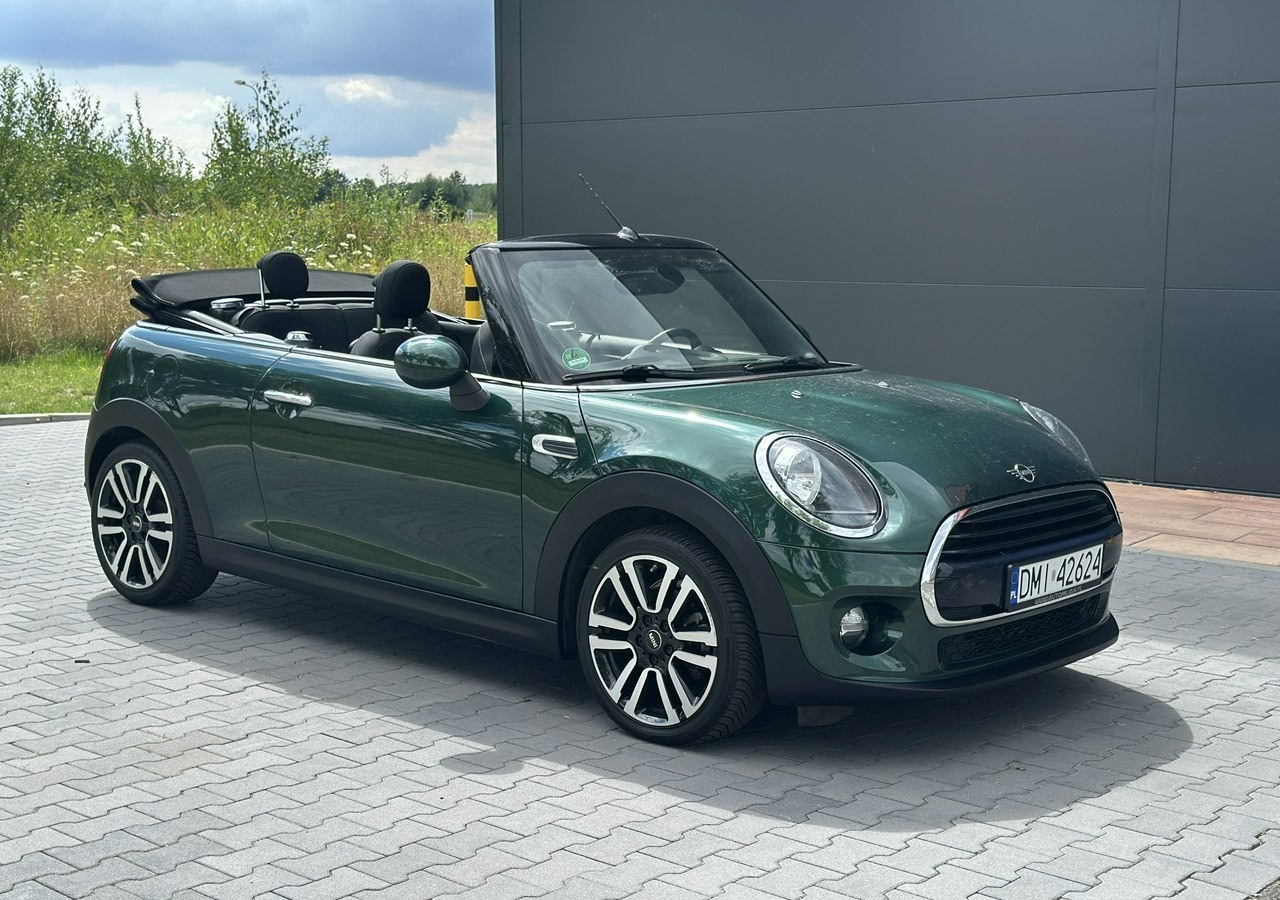 MINI Cabrio II Mini Cabrio Bogata wersja 38tkm Model 2019 - Automóvel: foto 1 MINI Cabrio II Mini Cabrio Bogata wersja 38tkm Model 2019 - Automóvel: foto 1