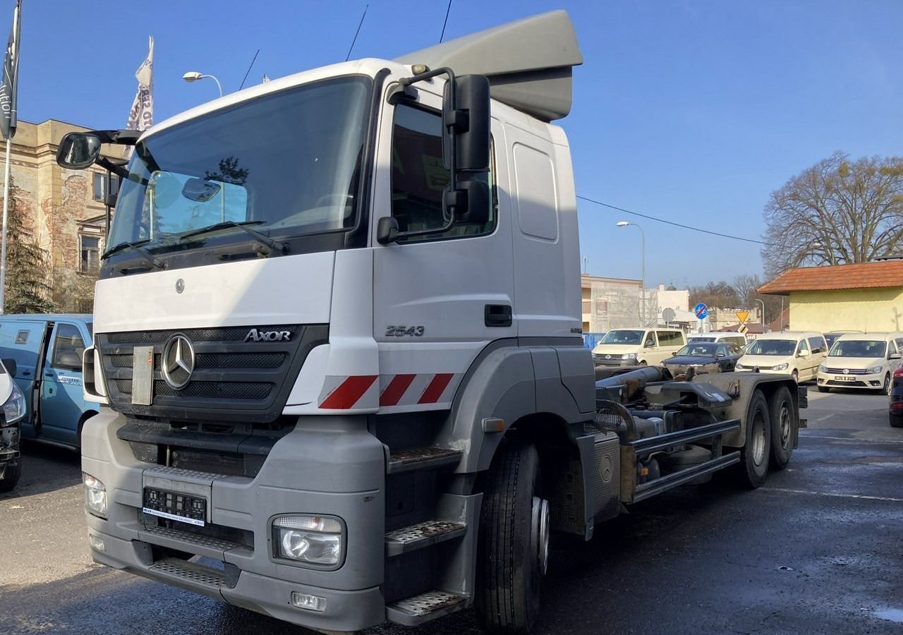 Mercedes-Benz Axor 2543 Hakowiec MEILLER-KIPPER Model 2009 Axor 2543 Hakowiec MEILLER-KIPPER Model 2009 - Camião polibenne: foto 1 Mercedes-Benz Axor 2543 Hakowiec MEILLER-KIPPER Model 2009 Axor 2543 Hakowiec MEILLER-KIPPER Model 2009 - Camião polibenne: foto 1