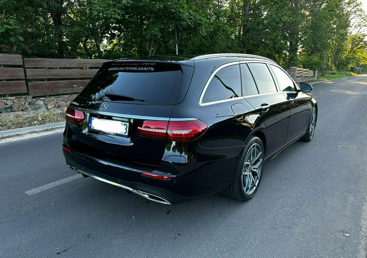 Mercedes-Benz Klasa E E300de 2.0Diesel Hybrid Plug-in zasięg 50km AMG Premium+ Faktura Vat - Automóvel: foto 3 Mercedes-Benz Klasa E E300de 2.0Diesel Hybrid Plug-in zasięg 50km AMG Premium+ Faktura Vat - Automóvel: foto 3
