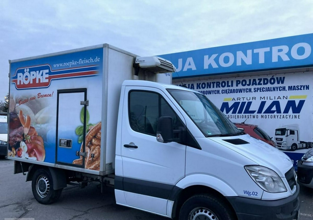 Mercedes-Benz Sprinter Chłodnia THERMO KING Gastronomiczny Food Truck Foodtruck 2011 - Carrinha frigorífica: foto 3 Mercedes-Benz Sprinter Chłodnia THERMO KING Gastronomiczny Food Truck Foodtruck 2011 - Carrinha frigorífica: foto 3