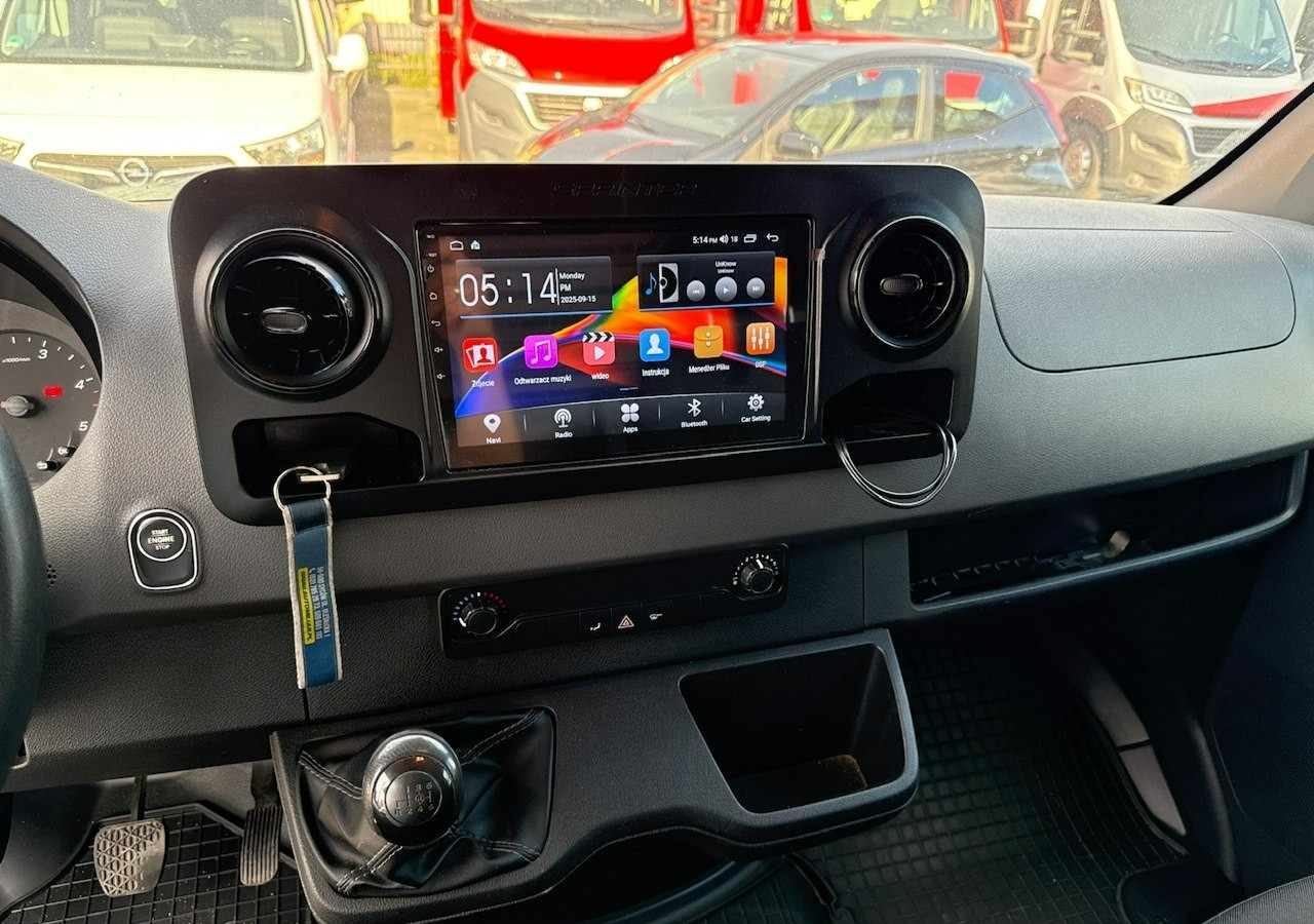 Furgão Mercedes-Benz Sprinter Sprinter 311 CDI Maxi Model 2020: foto 15 Furgão Mercedes-Benz Sprinter Sprinter 311 CDI Maxi Model 2020: foto 15