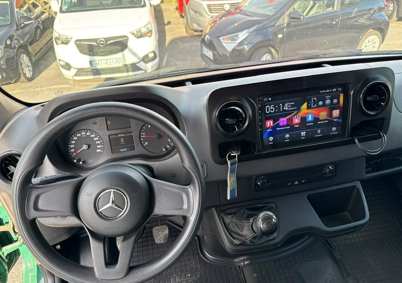 Furgão Mercedes-Benz Sprinter Sprinter 311 CDI Maxi Model 2020: foto 14 Furgão Mercedes-Benz Sprinter Sprinter 311 CDI Maxi Model 2020: foto 14