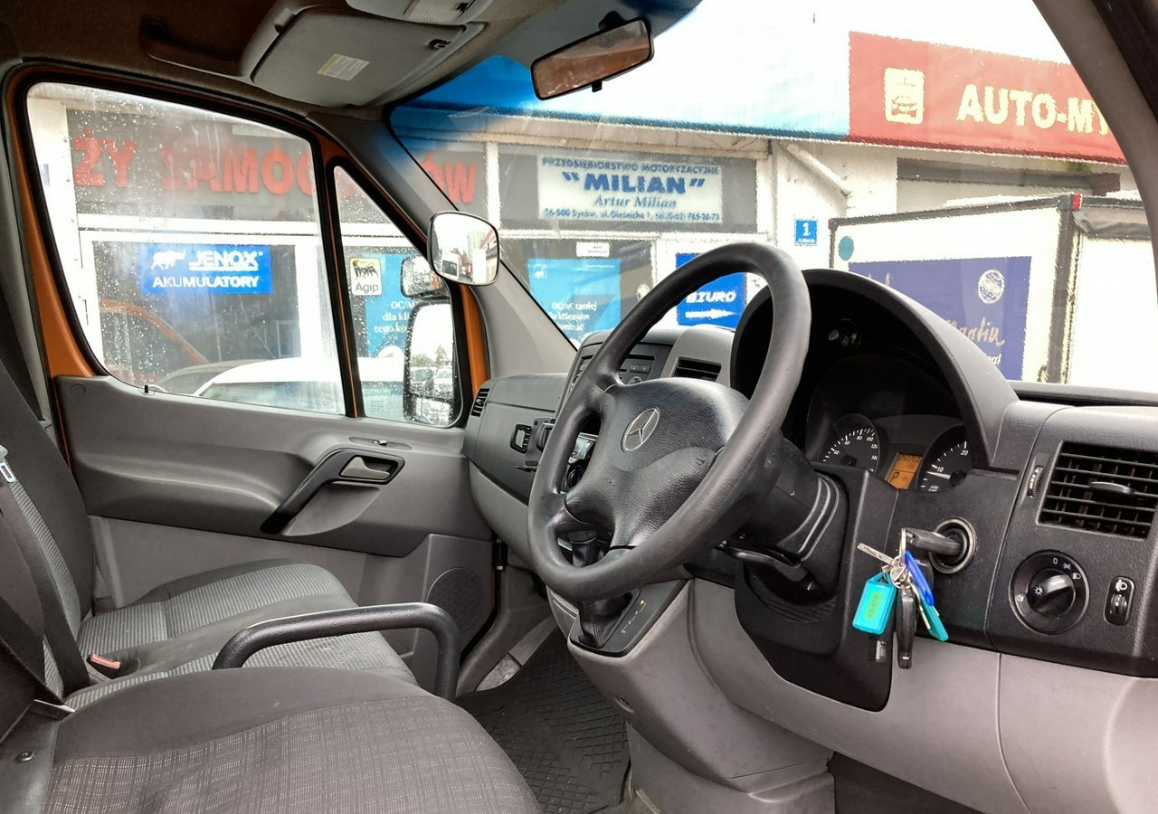 Leasing de  Mercedes-Benz Sprinter Sprinter 513 Śmieciarka Prasa 2010 Mercedes-Benz Sprinter Sprinter 513 Śmieciarka Prasa 2010: foto 15