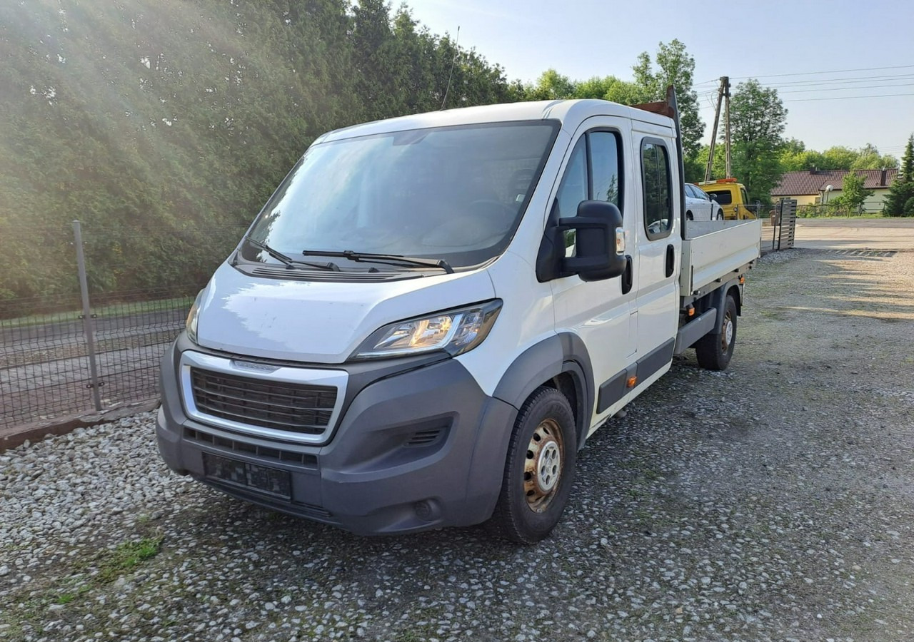 Peugeot Boxer Peugeot Boxer 2.0-130KM klima dokka Brygadówka doka 122tkm 2017 - Carrinha de caixa aberta: foto 1 Peugeot Boxer Peugeot Boxer 2.0-130KM klima dokka Brygadówka doka 122tkm 2017 - Carrinha de caixa aberta: foto 1
