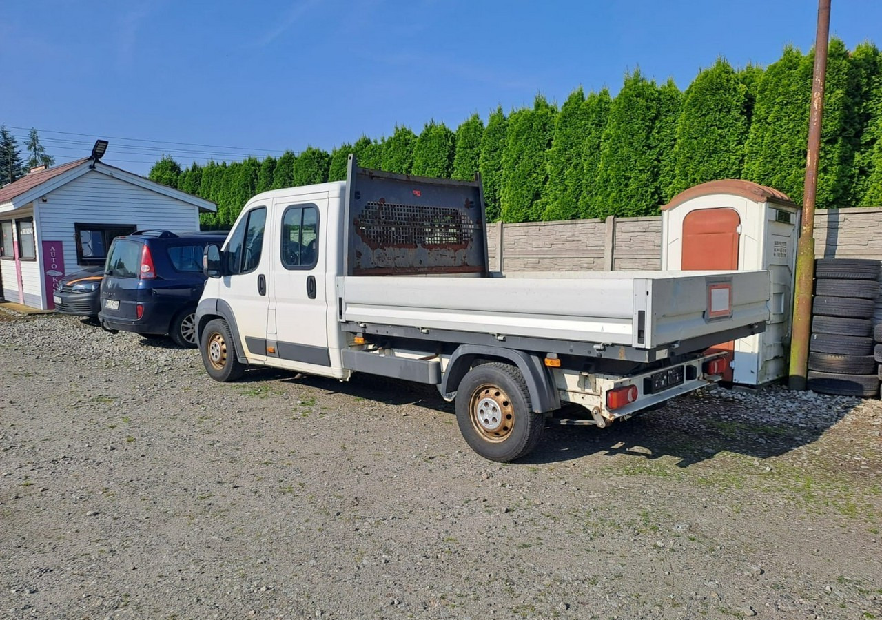 Peugeot Boxer Peugeot Boxer 2.0-130KM klima dokka Brygadówka doka 122tkm 2017 - Carrinha de caixa aberta: foto 4 Peugeot Boxer Peugeot Boxer 2.0-130KM klima dokka Brygadówka doka 122tkm 2017 - Carrinha de caixa aberta: foto 4