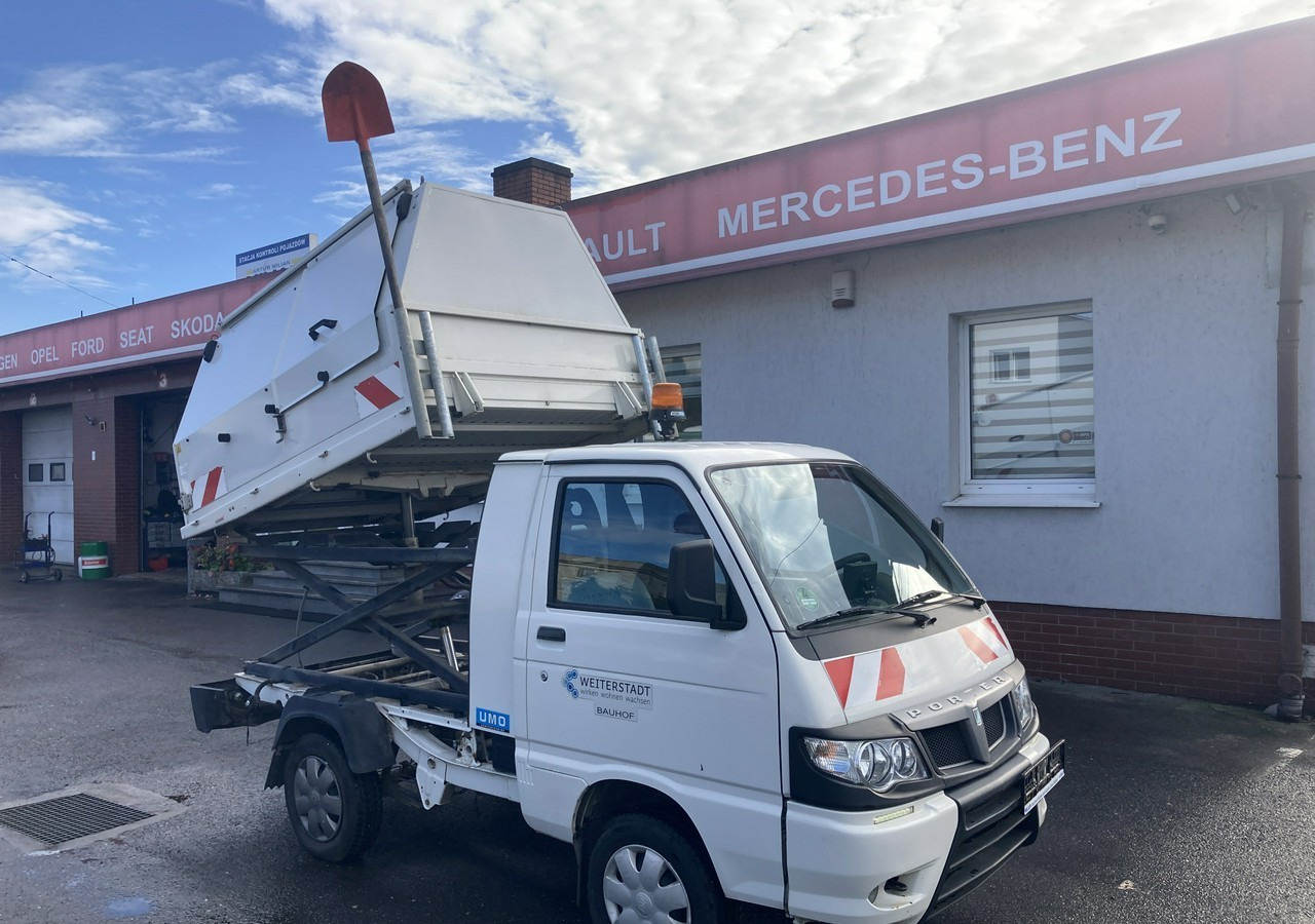 Piaggio Piaggio Porter Śmieciarka Wywrotka 2015 - Caminhão de lixo: foto 3 Piaggio Piaggio Porter Śmieciarka Wywrotka 2015 - Caminhão de lixo: foto 3