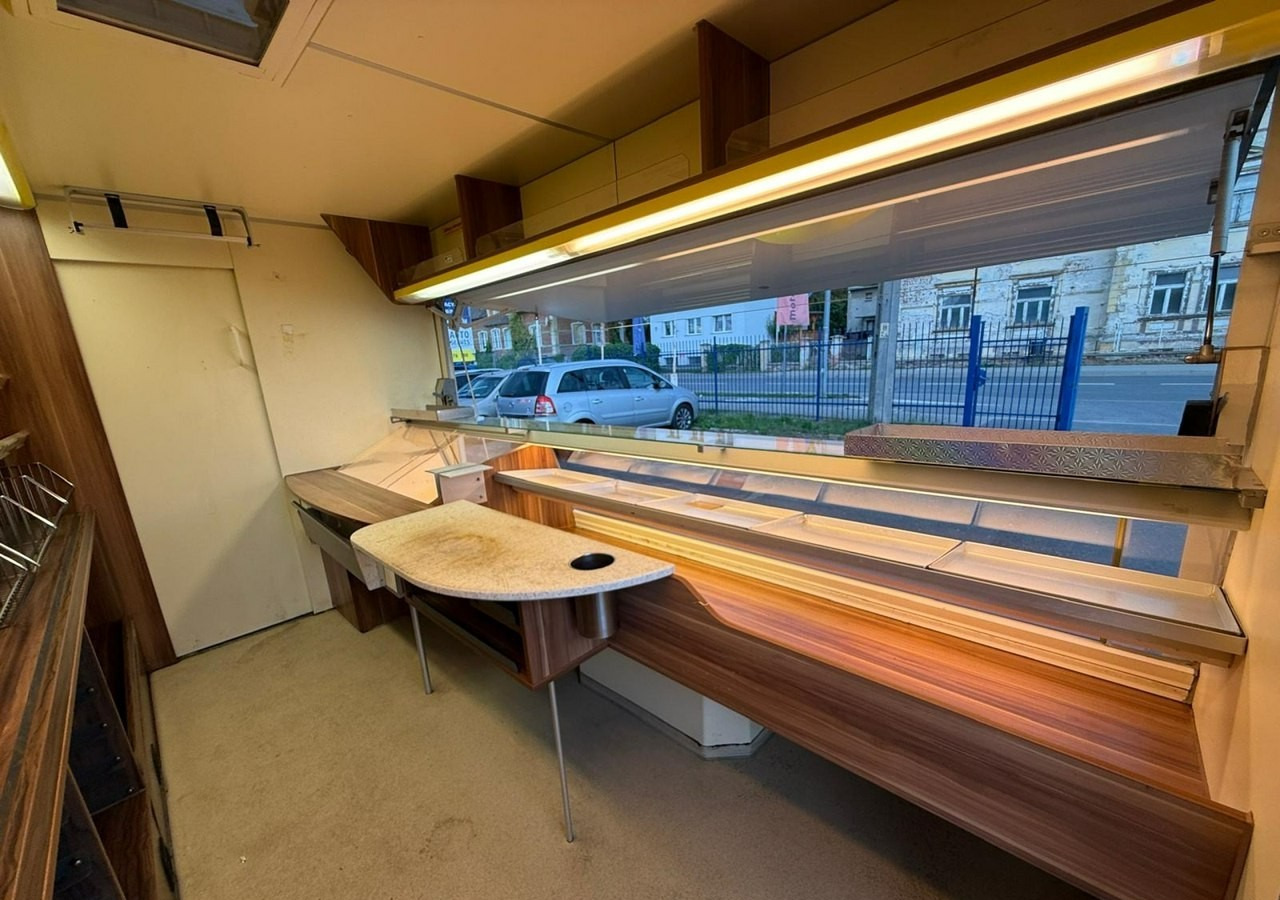 Renault Master Autosklep pieczyw Sklep Gastronomiczny Food Truck Foodtruck BORCO 20 - Food truck: foto 4 Renault Master Autosklep pieczyw Sklep Gastronomiczny Food Truck Foodtruck BORCO 20 - Food truck: foto 4