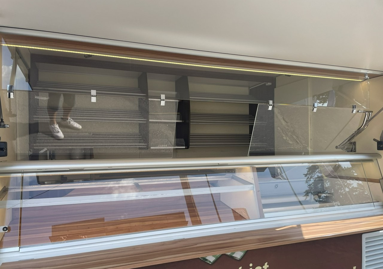 Renault Master Autosklep pieczywa Gastronomiczny Food Truck Foodtruck Sklep Borco20 - Food truck: foto 5 Renault Master Autosklep pieczywa Gastronomiczny Food Truck Foodtruck Sklep Borco20 - Food truck: foto 5