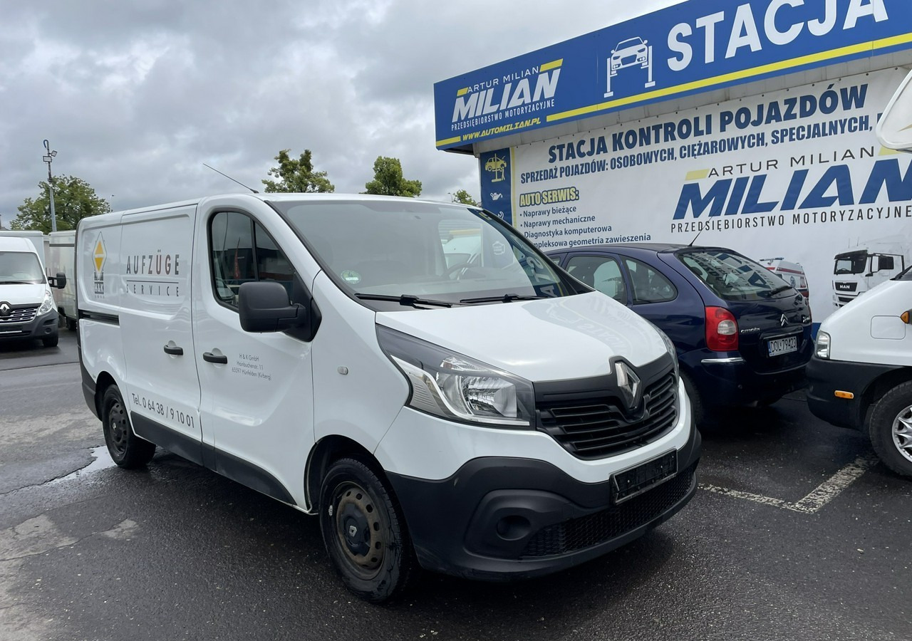 Renault Trafic Renault Trafic 1.6-120KM Klima 2018 - Furgão: foto 1 Renault Trafic Renault Trafic 1.6-120KM Klima 2018 - Furgão: foto 1