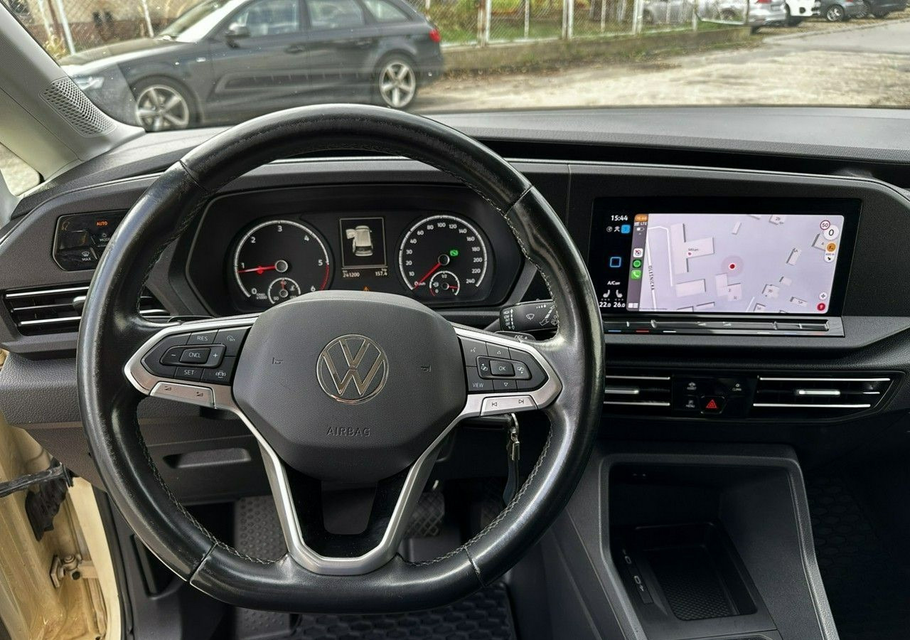 Fotografia de interior 1: Leasing de  Volkswagen Caddy III 2.0TDI DSG 122KM Maxi 7-osobowy*FullLed*Navi*Kamera*ACC* 2022 FV23% Volkswagen Caddy III 2.0TDI DSG 122KM Maxi 7-osobowy*FullLed*Navi*Kamera*ACC* 2022 FV23%