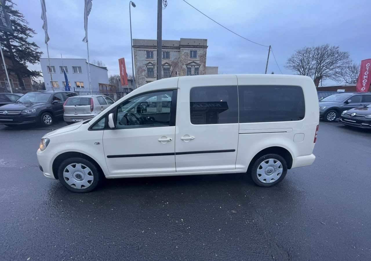Volkswagen Caddy III Caddy 1.6 TDI dla Niepełnosprawnych inwalida rampa 2015 - Automóvel: foto 5 Volkswagen Caddy III Caddy 1.6 TDI dla Niepełnosprawnych inwalida rampa 2015 - Automóvel: foto 5