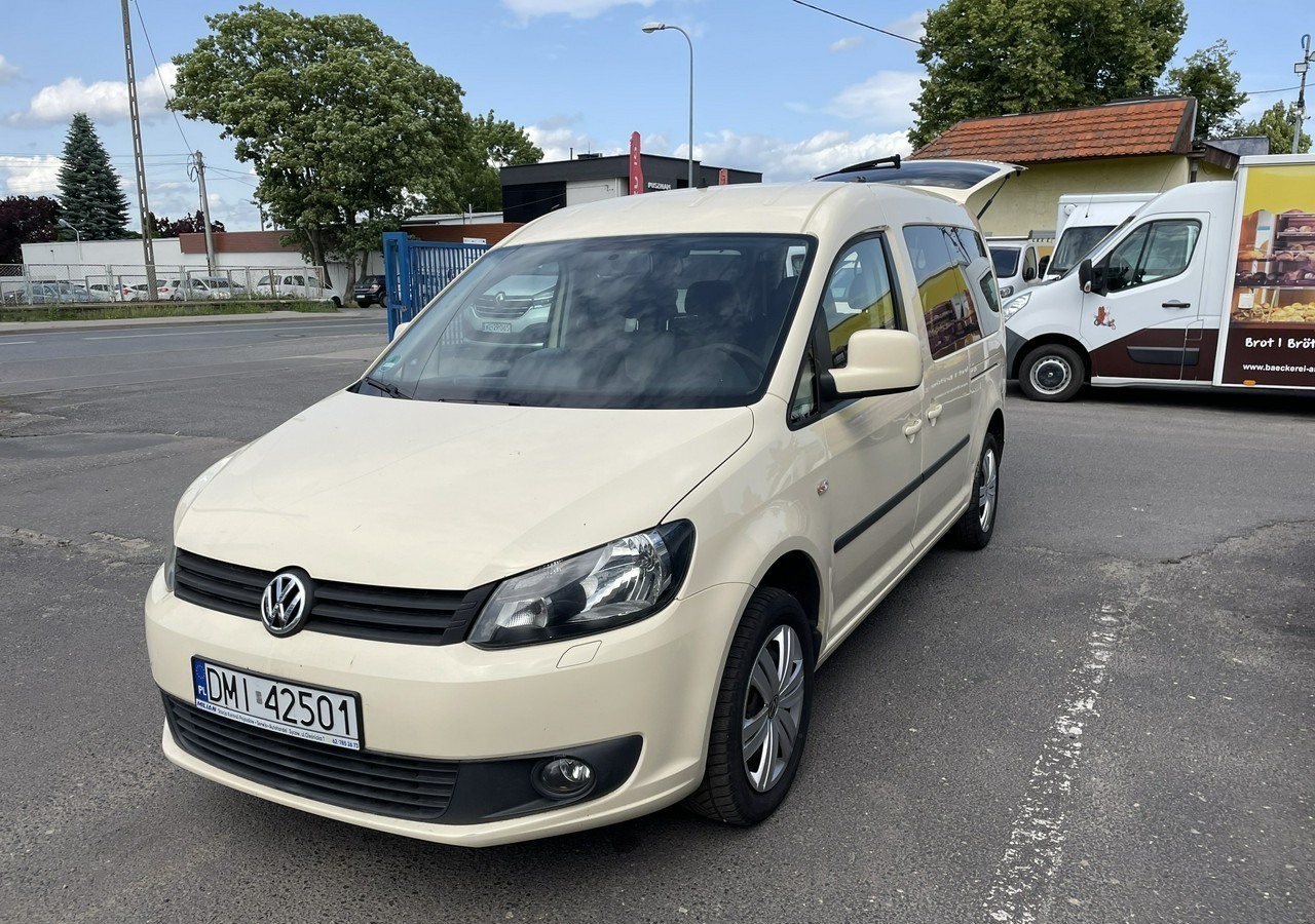 Volkswagen Caddy III Caddy 1.6 TDI dla Niepełnosprawnych inwalida rampa 2015 - Automóvel: foto 5 Volkswagen Caddy III Caddy 1.6 TDI dla Niepełnosprawnych inwalida rampa 2015 - Automóvel: foto 5