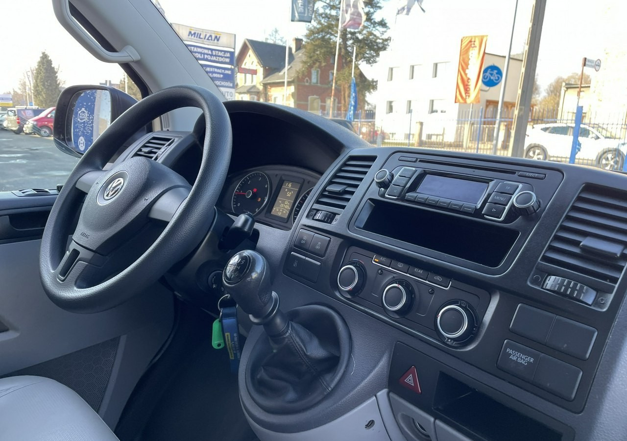 Volkswagen Inny Volkswagen Volkswagen Caravelle 2.0-140KM 2015 - Automóvel: foto 5 Volkswagen Inny Volkswagen Volkswagen Caravelle 2.0-140KM 2015 - Automóvel: foto 5